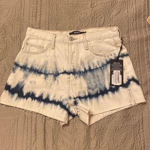 Hudson SZ 27 Tie Dye Jean Shorts new w/tags.  Blue and white cut offs